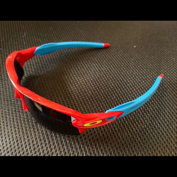 Oakley Other - Oakley CUSTOM Flak 2.0 Sports Sunglasses